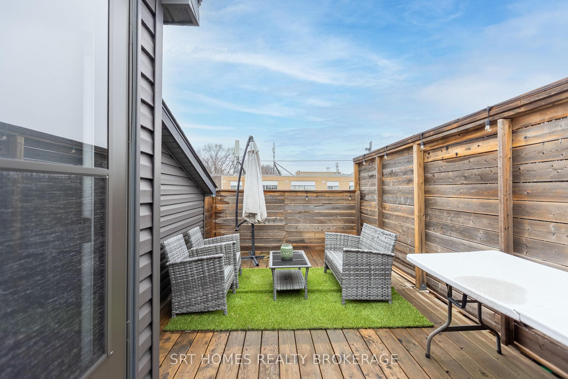 Spacious Roof Top
