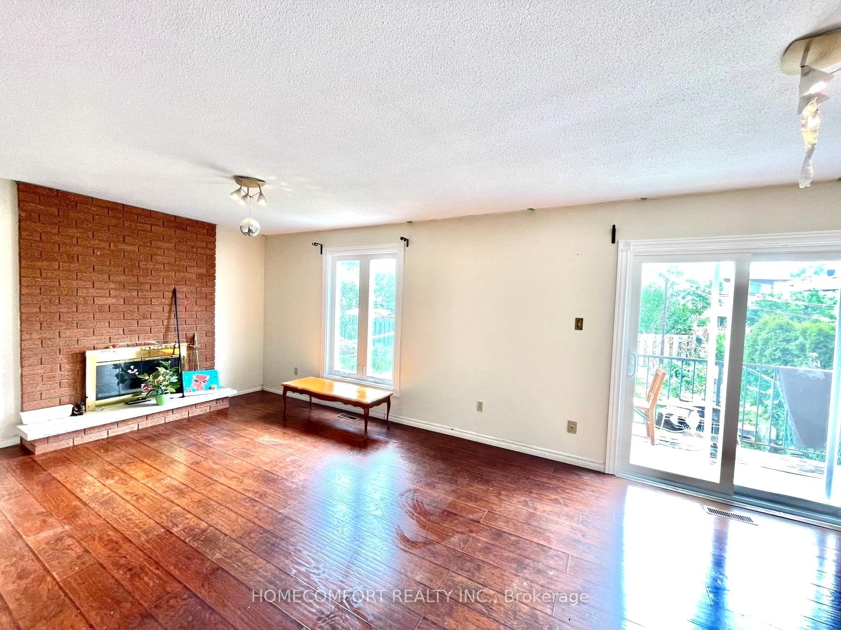 9 Bordeaux Drive photo 12