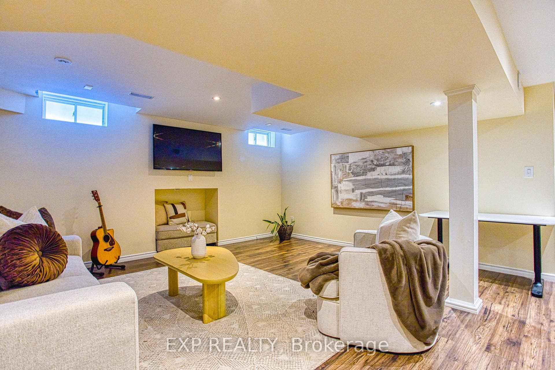 52 Biggs Avenue photo 47