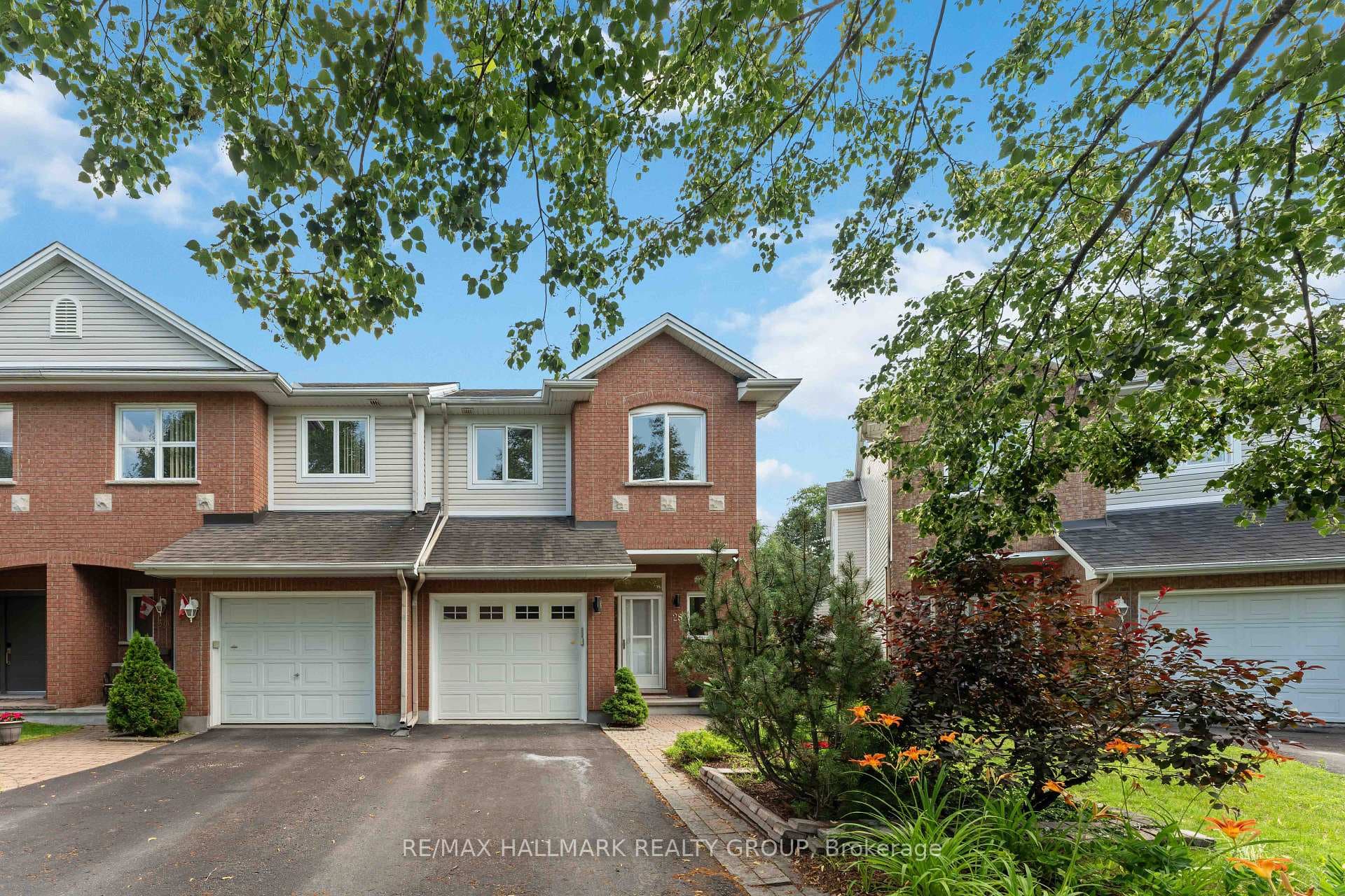 28 Sonata Place photo 1
