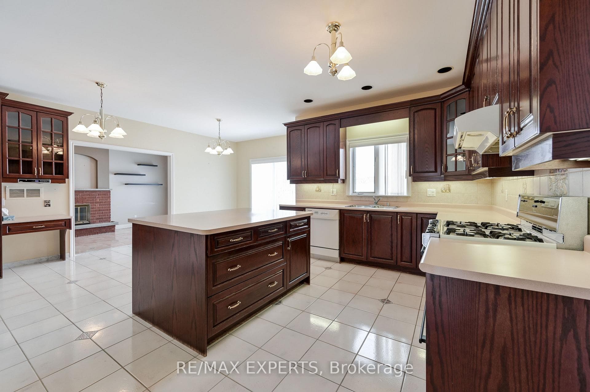 13668 Emil Kolb Parkway photo 14