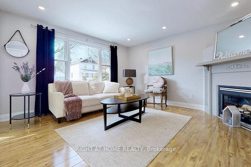 99 Burk Street photo 6