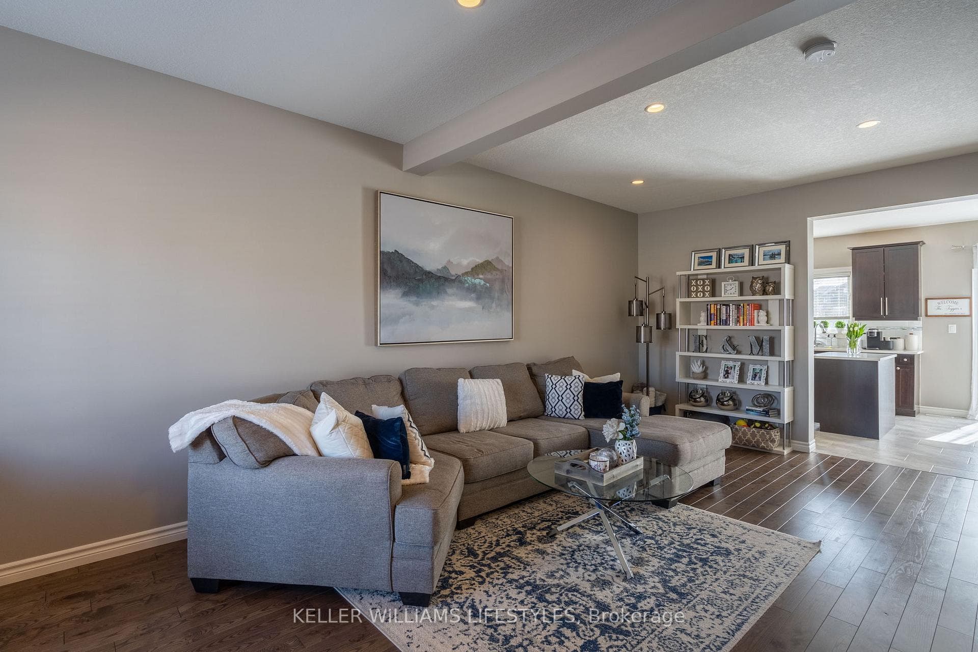 3320 Meadowgate Boulevard Unit 180 photo 3