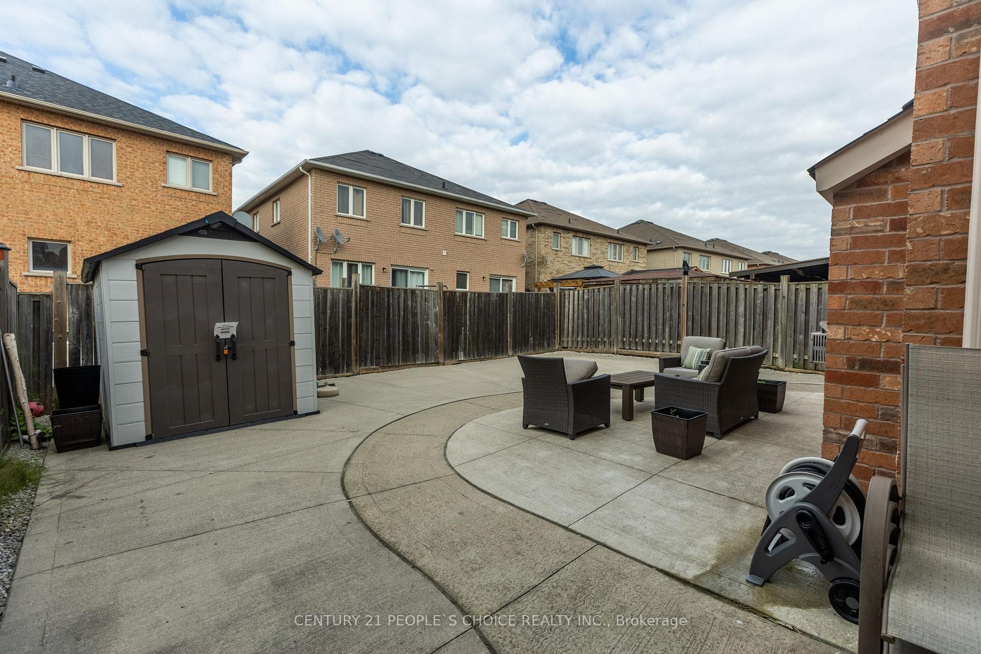 66 Attview Crescent photo 37