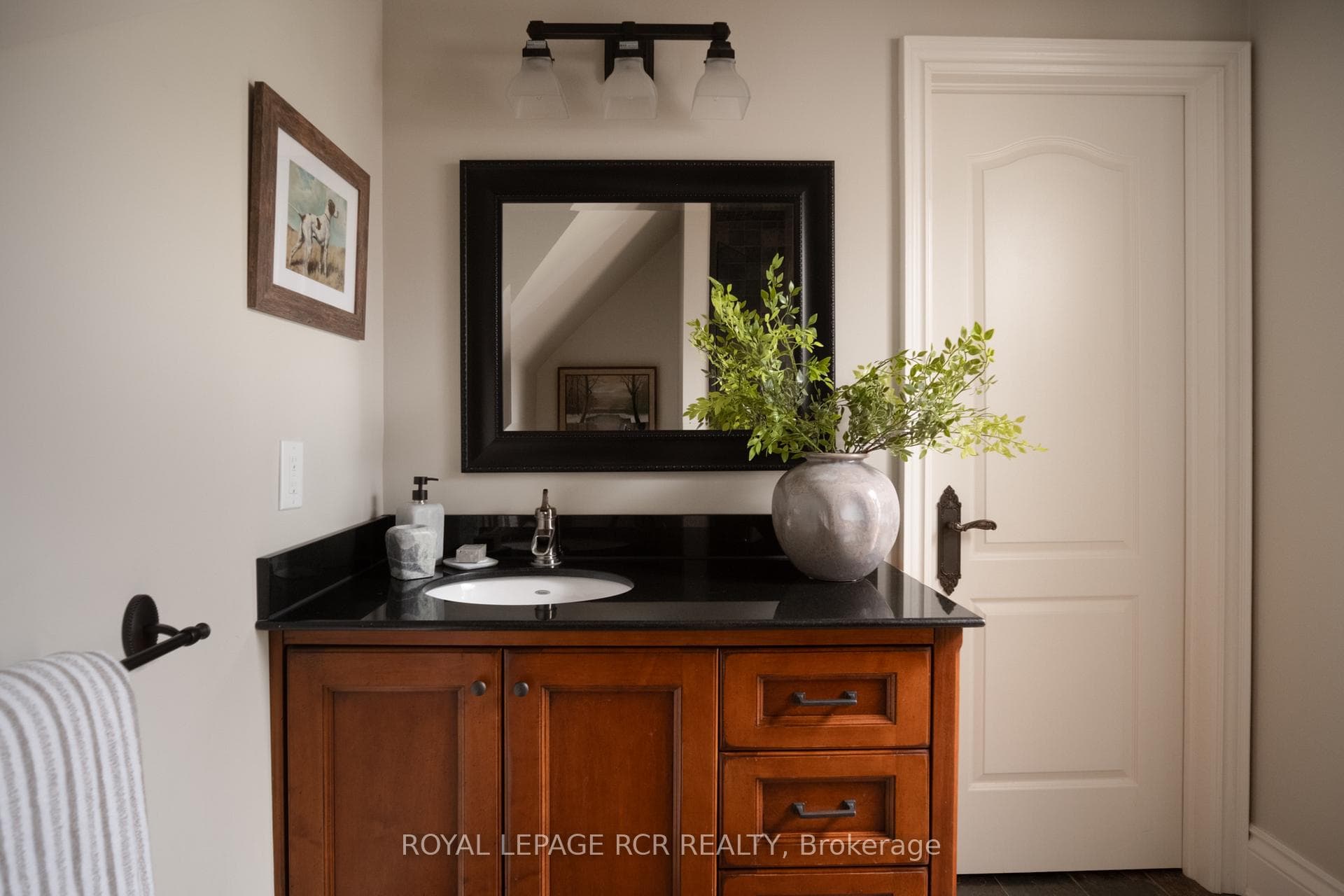 84 Kennedy Road photo 30