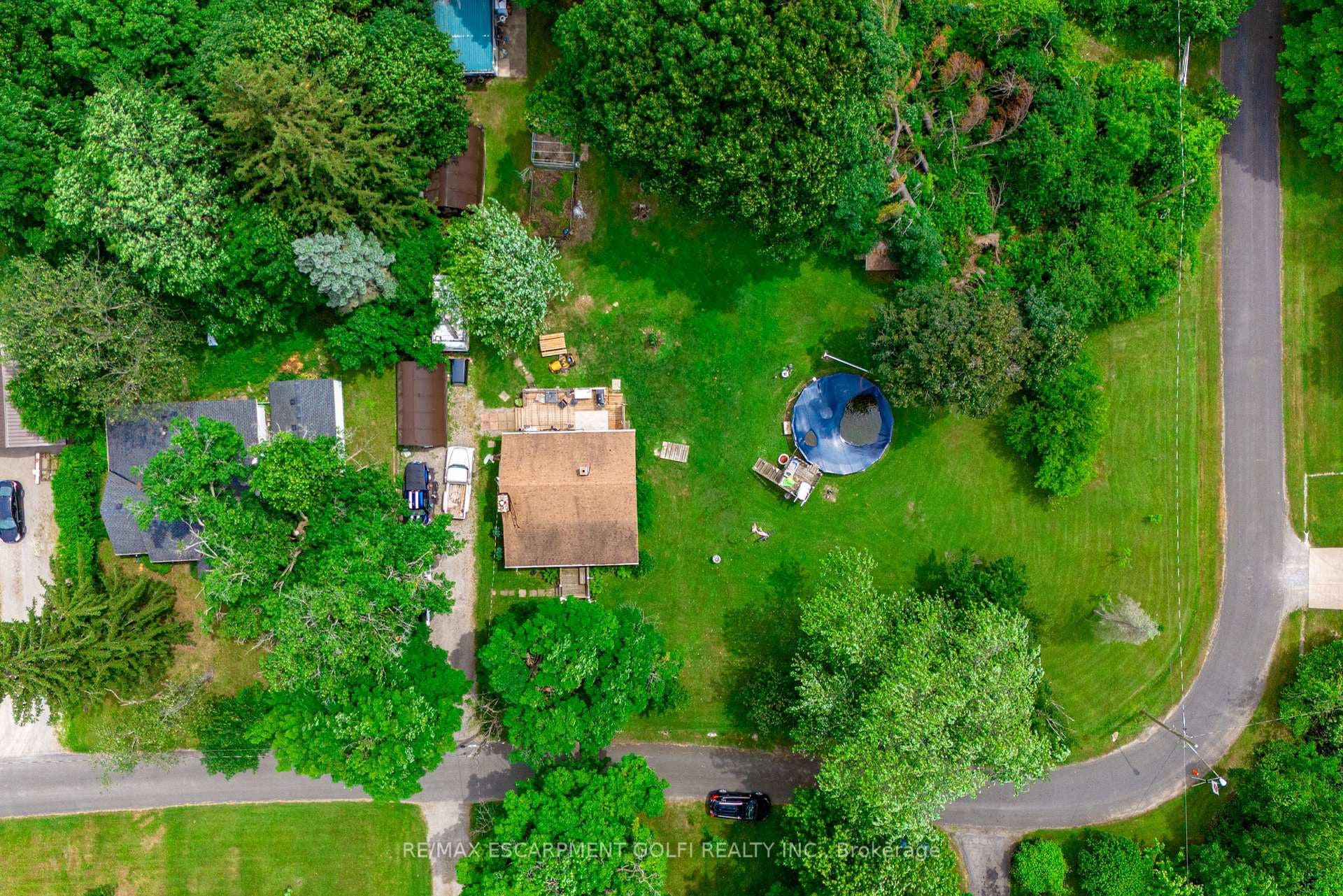 666 Dover Road photo 32