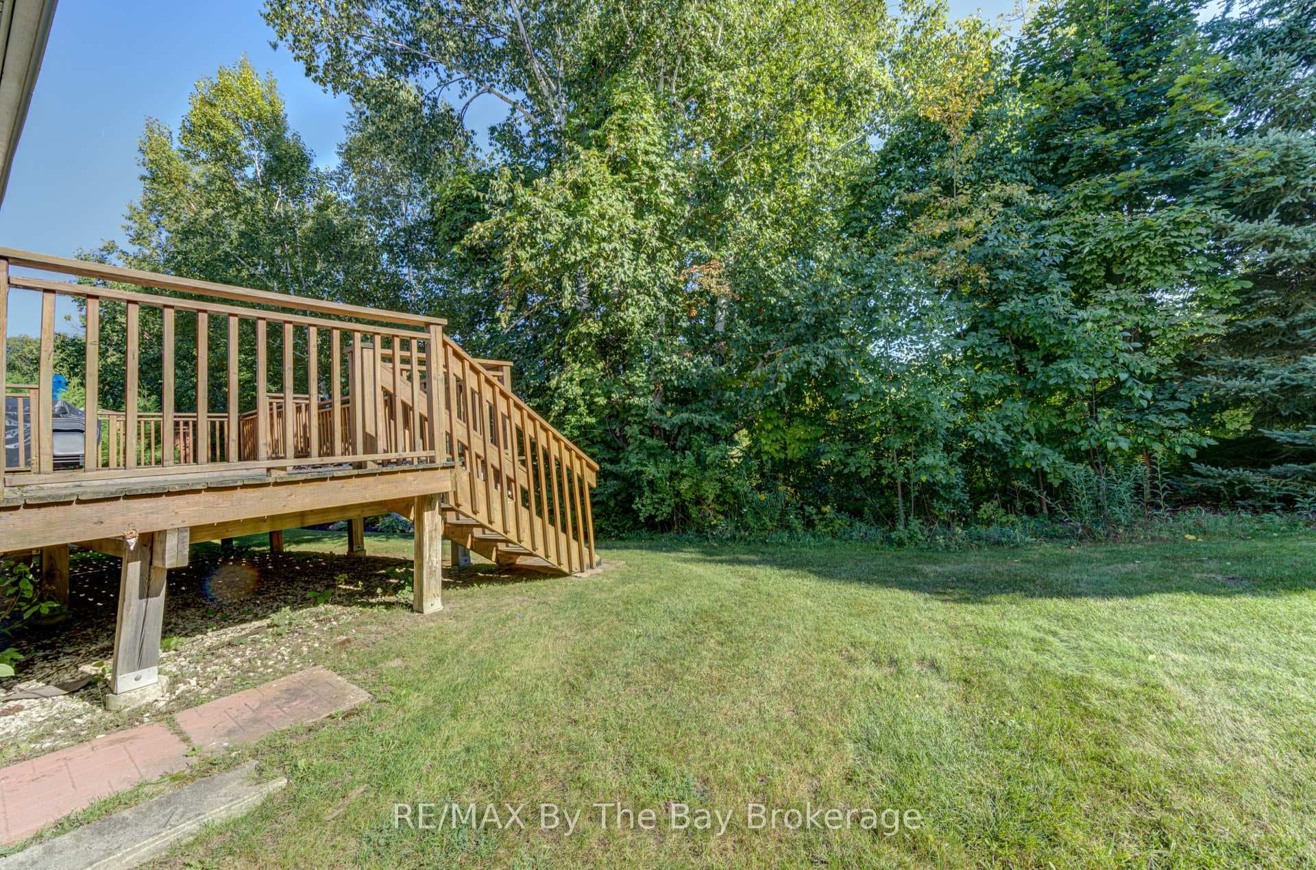 32 Green Briar Drive photo 25