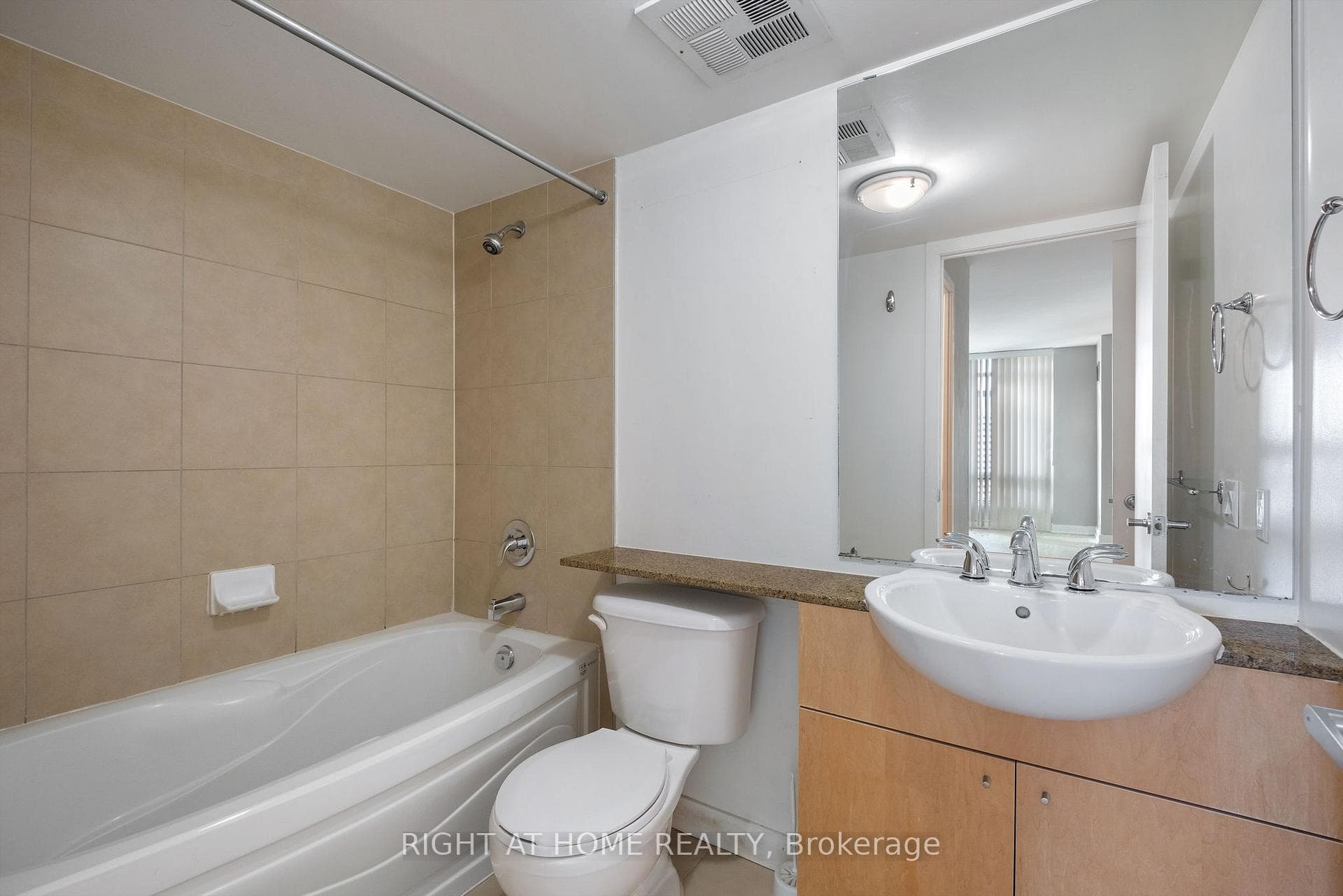 Ensuite Bath in Primary Bedroom