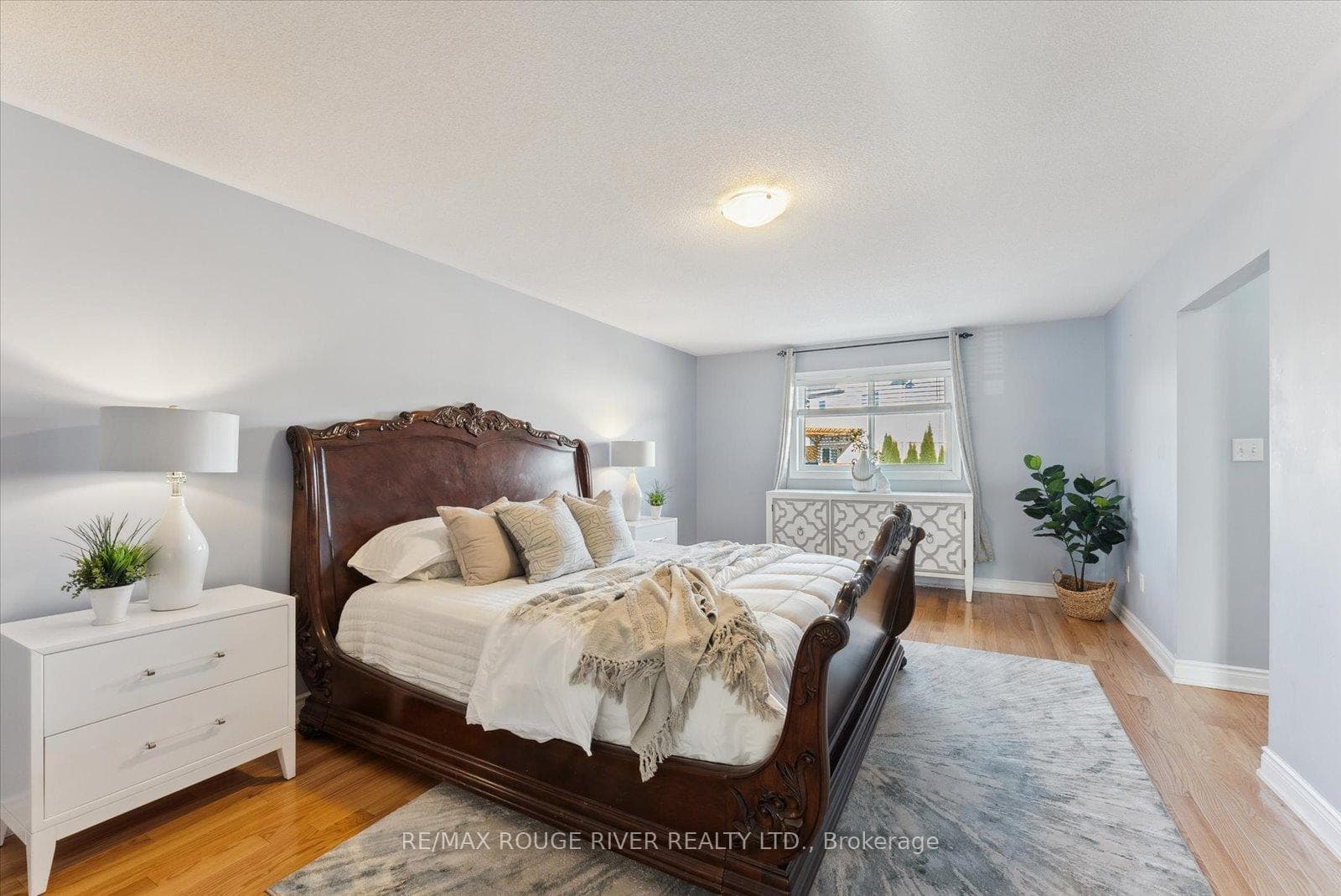 35 Baycliffe Drive photo 15