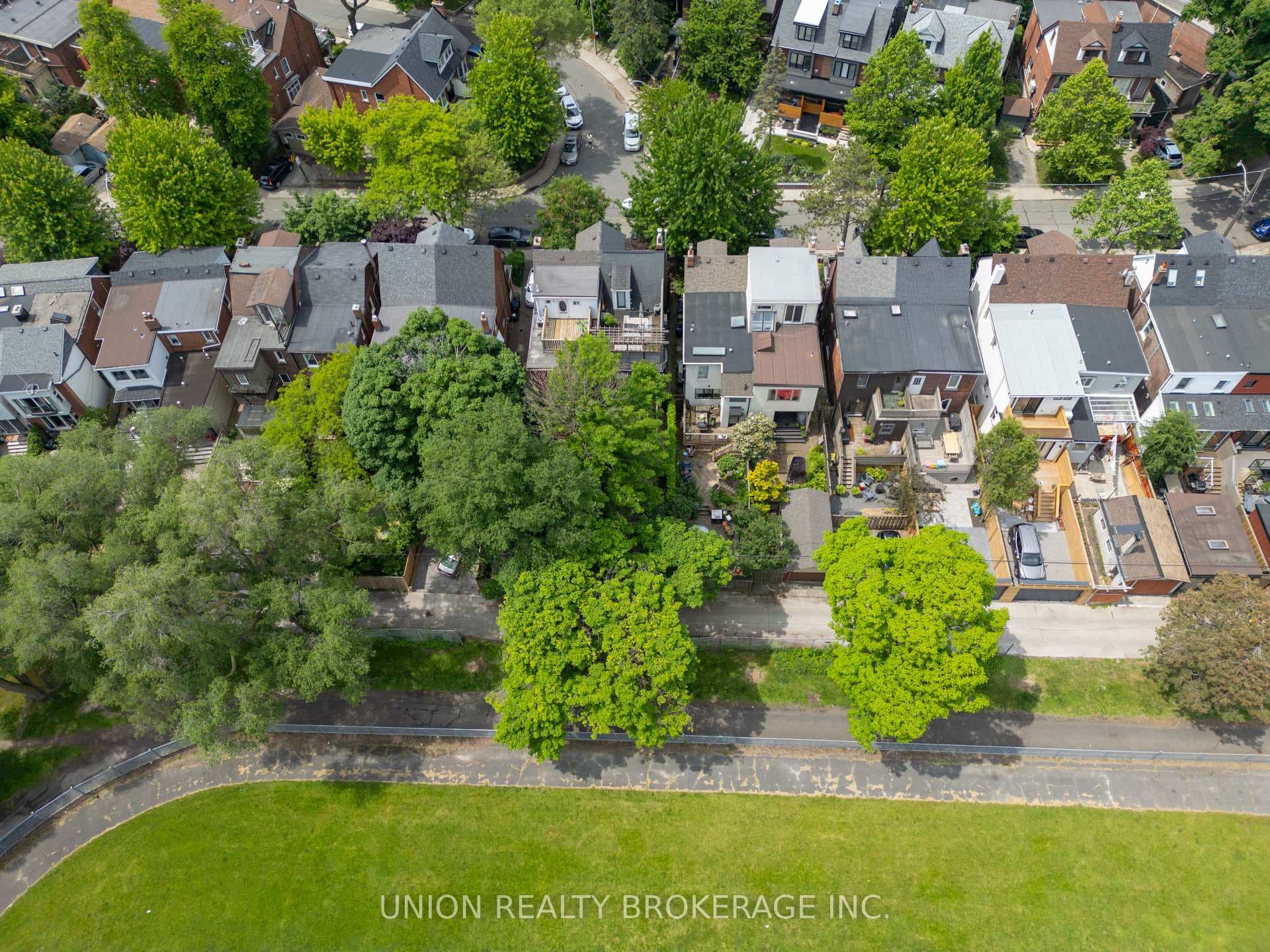 53 Ravina Crescent photo 38