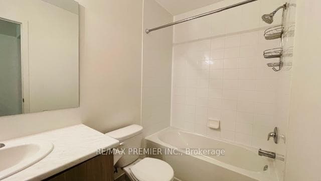 60 Orchid Place Drive Unit 7 photo 10