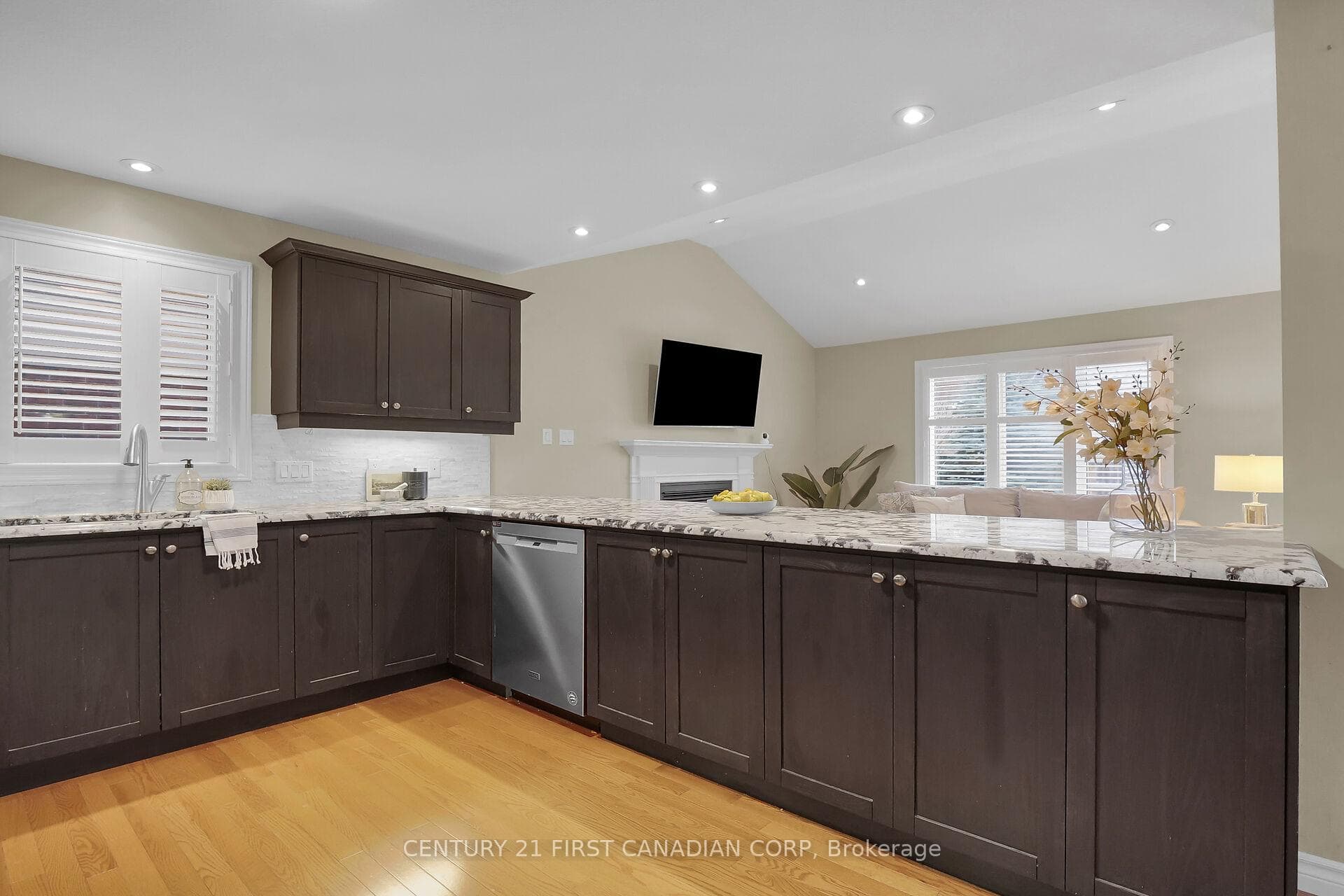1597 Stackhouse Avenue photo 9