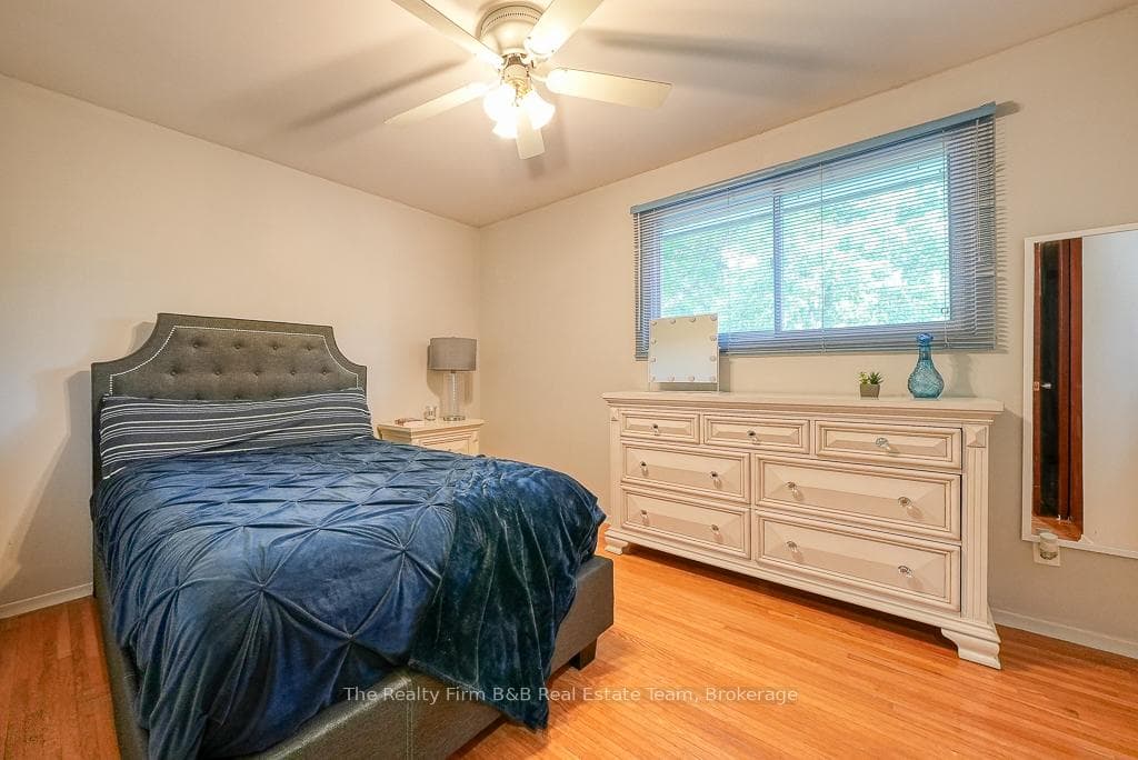 1142 BENNETT Terrace photo 46