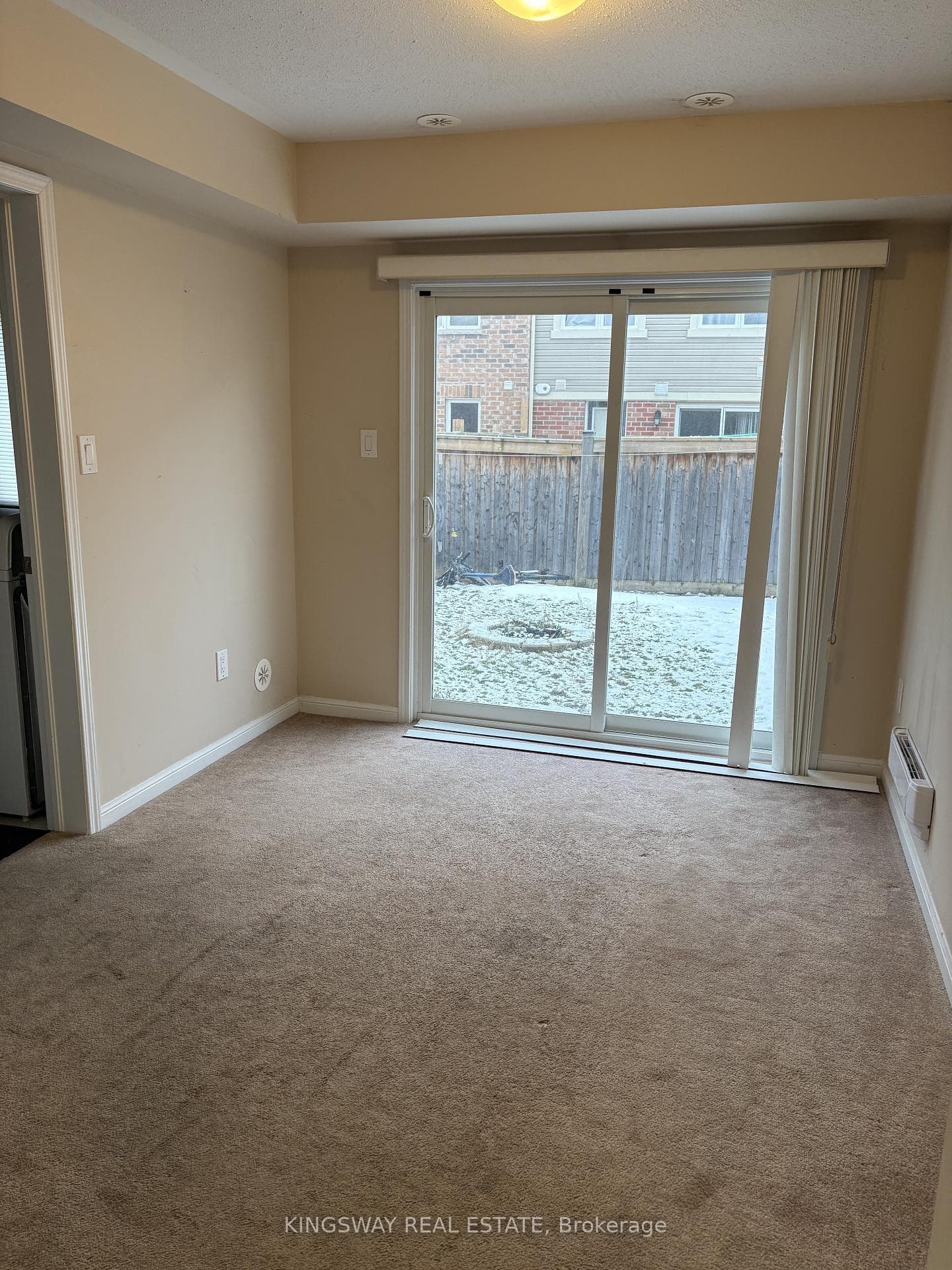 47 Ariel Road photo 2