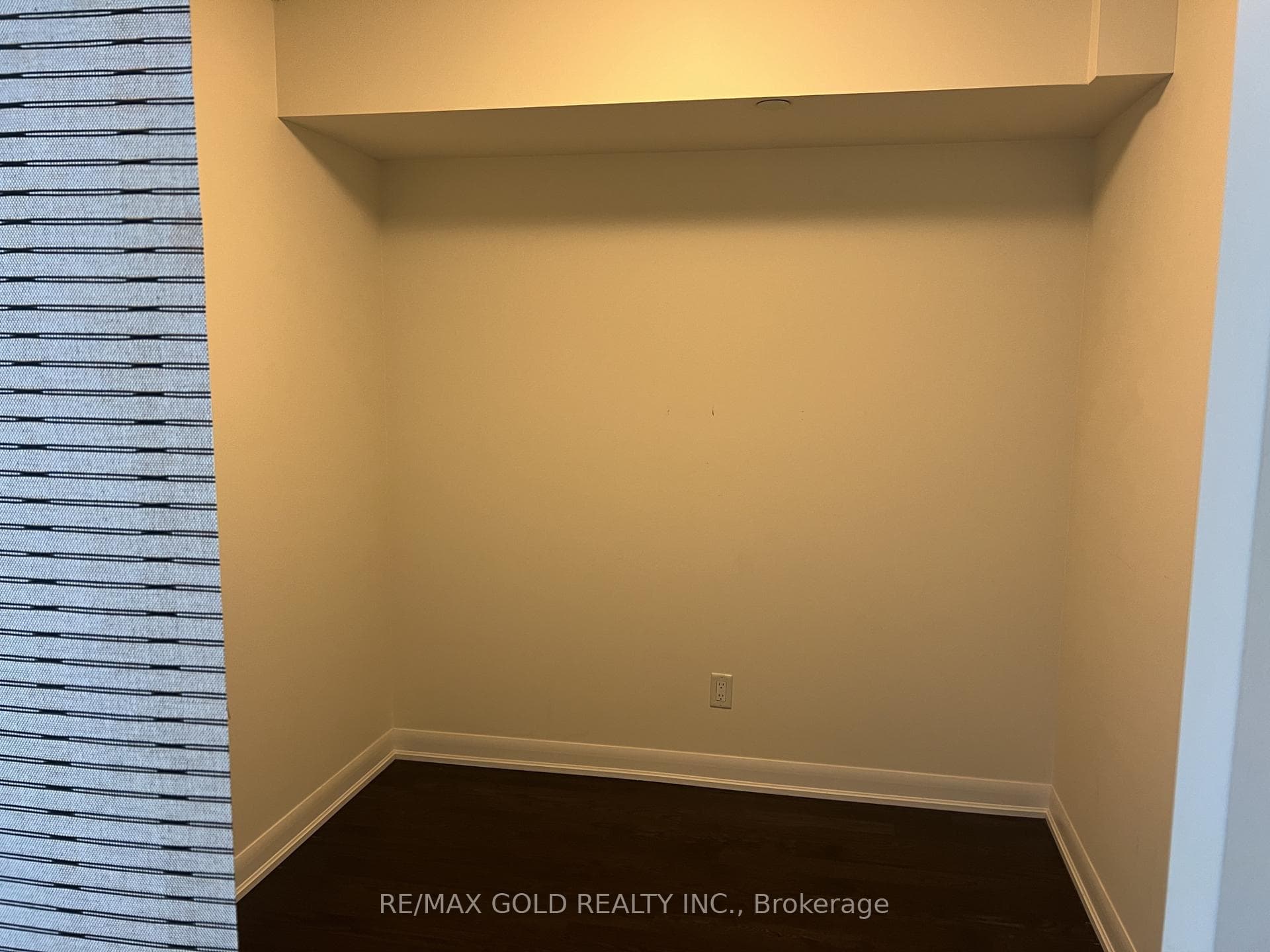 205 Sherway Gardens Road Unit 1501 photo 11