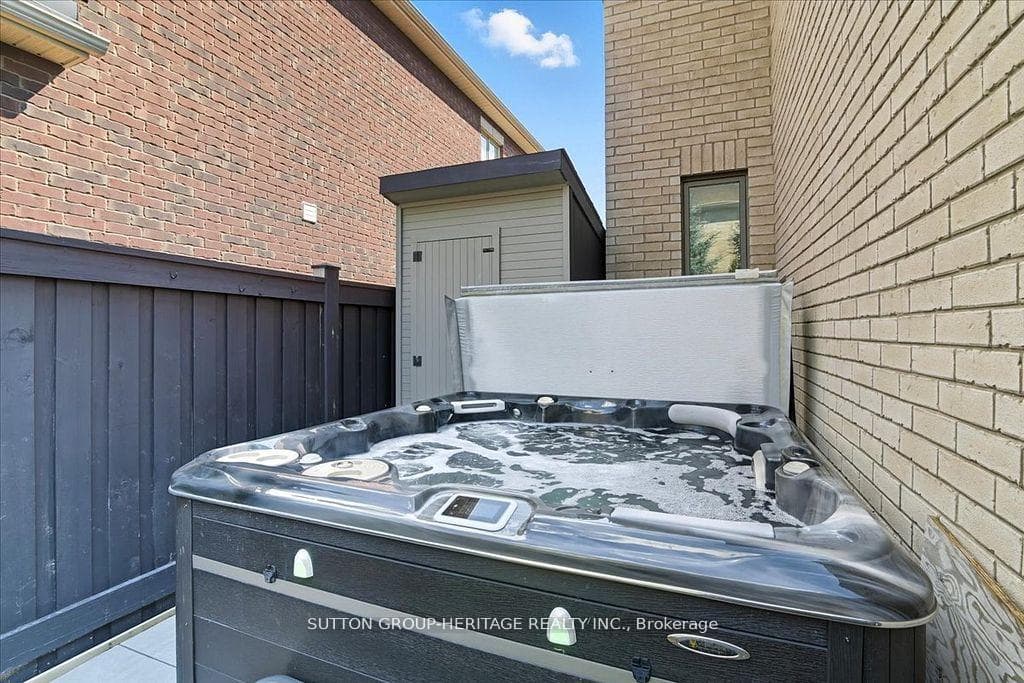 22 Glengowan Street photo 42