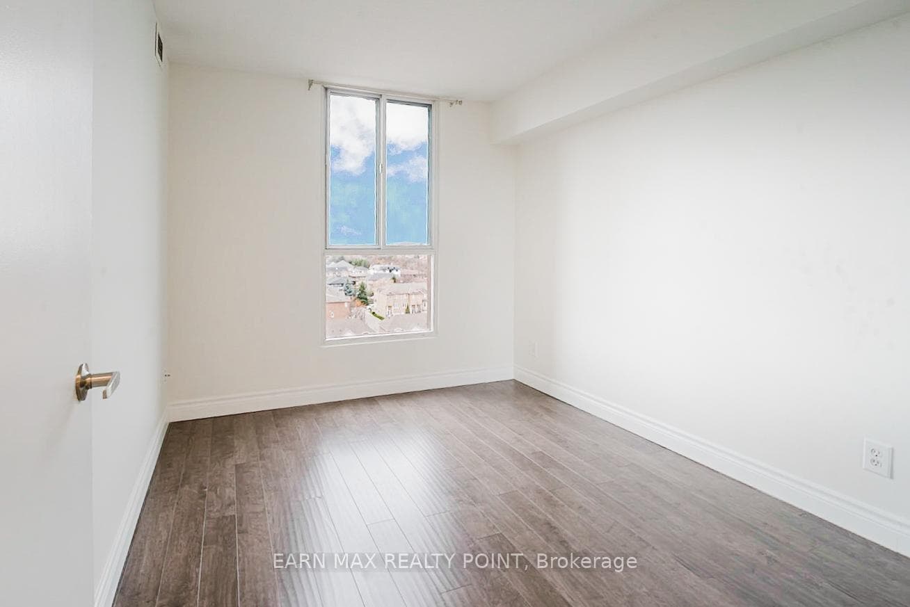155 Hillcrest Avenue Unit 1010 photo 27