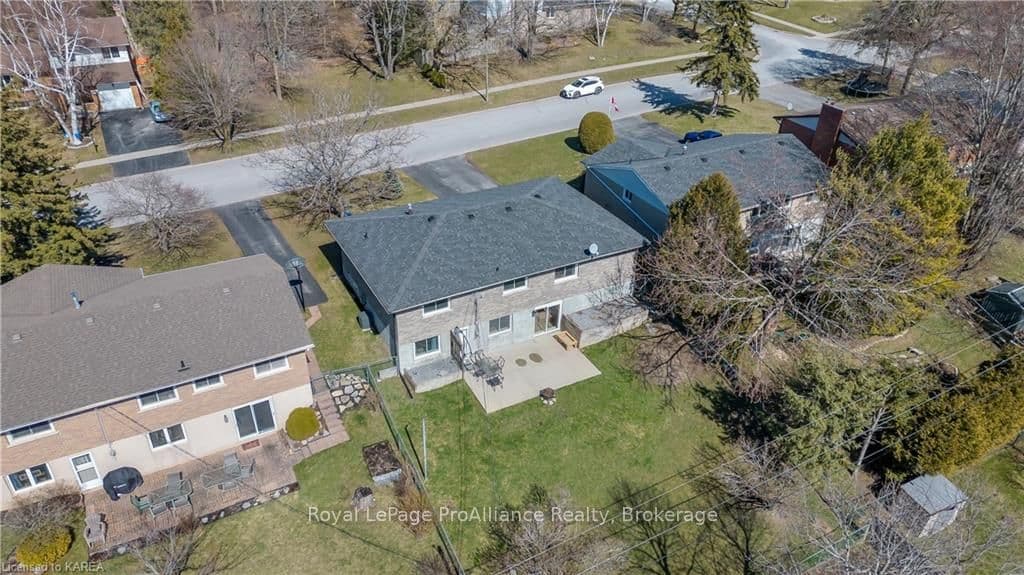 965 LINCOLN Drive photo 34