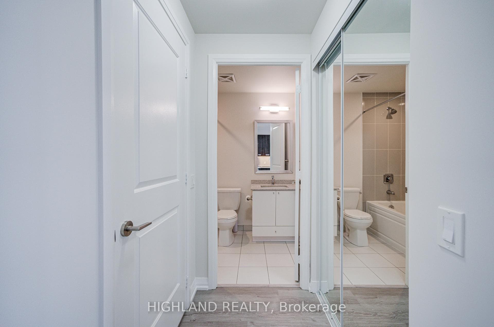 35 Watergarden Drive Unit 2716 photo 19
