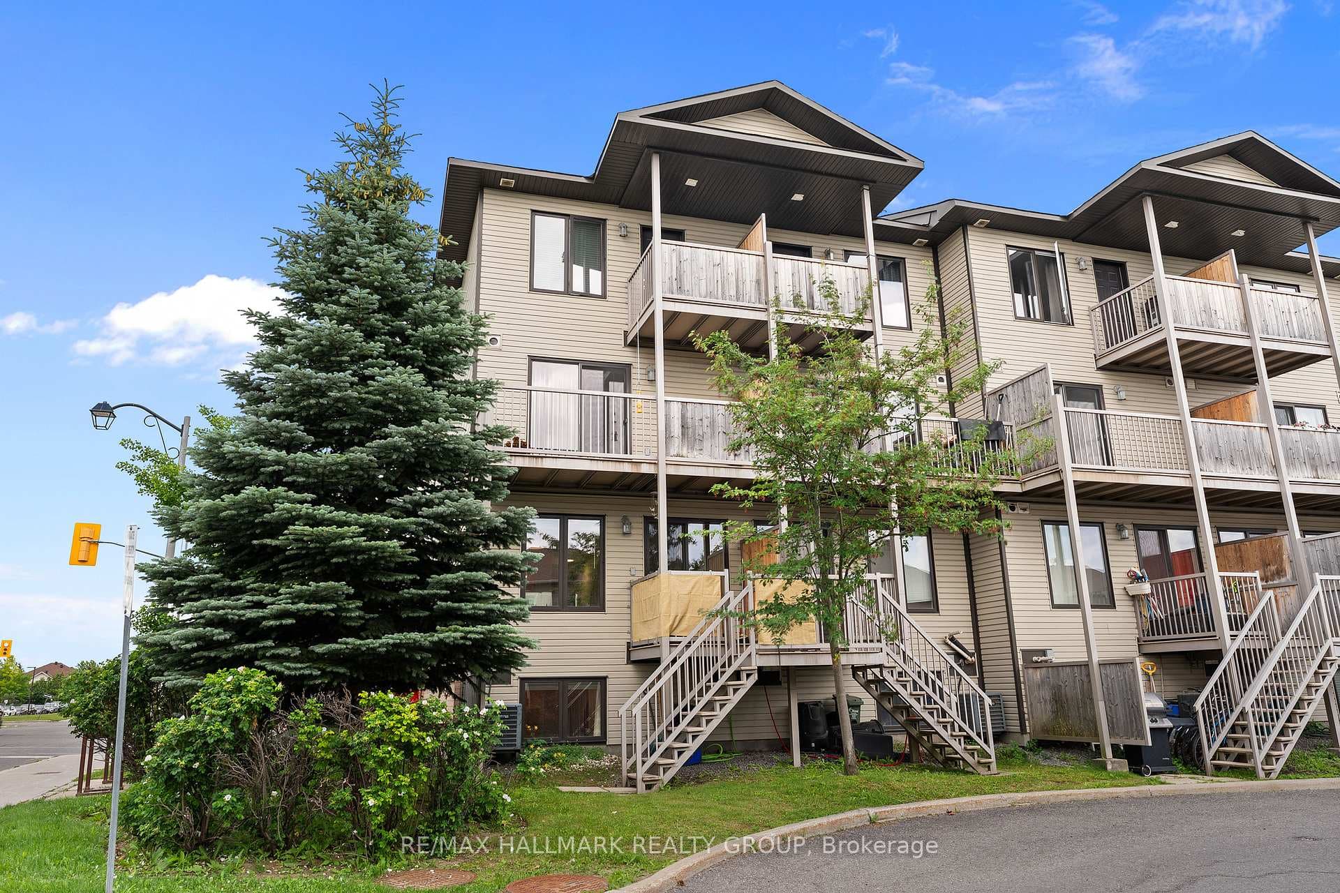 541 Chapman Mills Drive Unit A photo 27