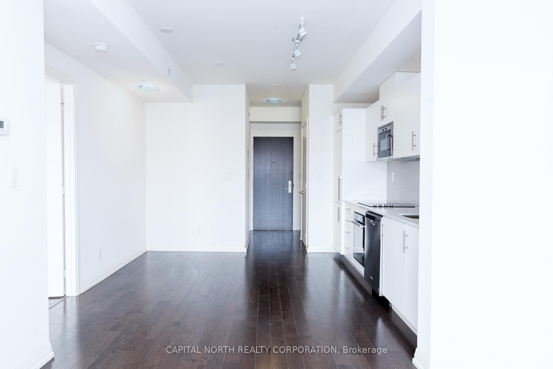 460 Adelaide Street Unit 629 photo 5