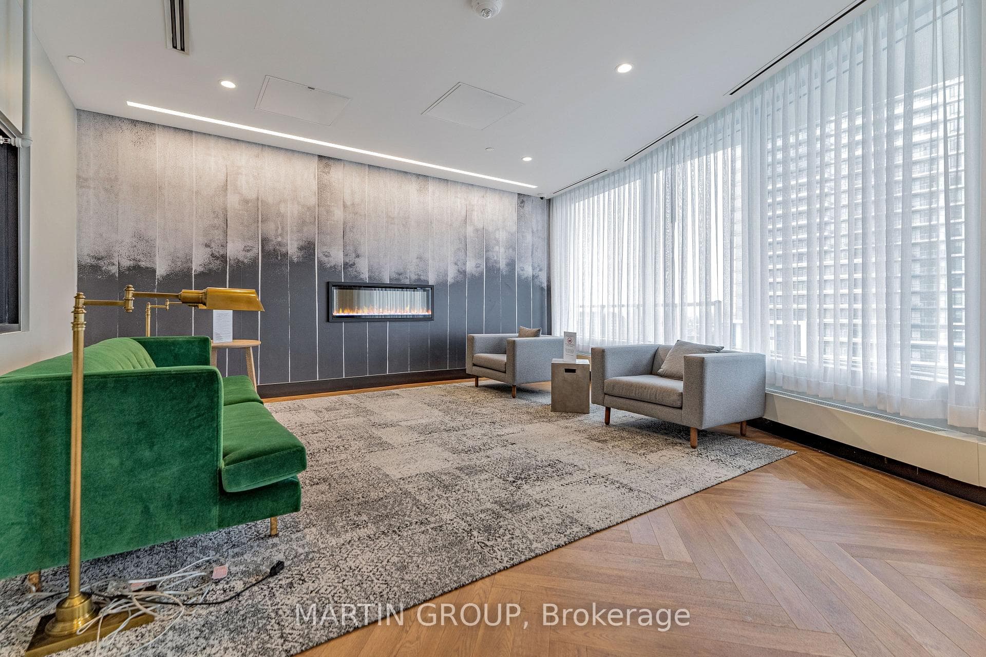 2520 EGLINTON Avenue Unit 317 photo 32