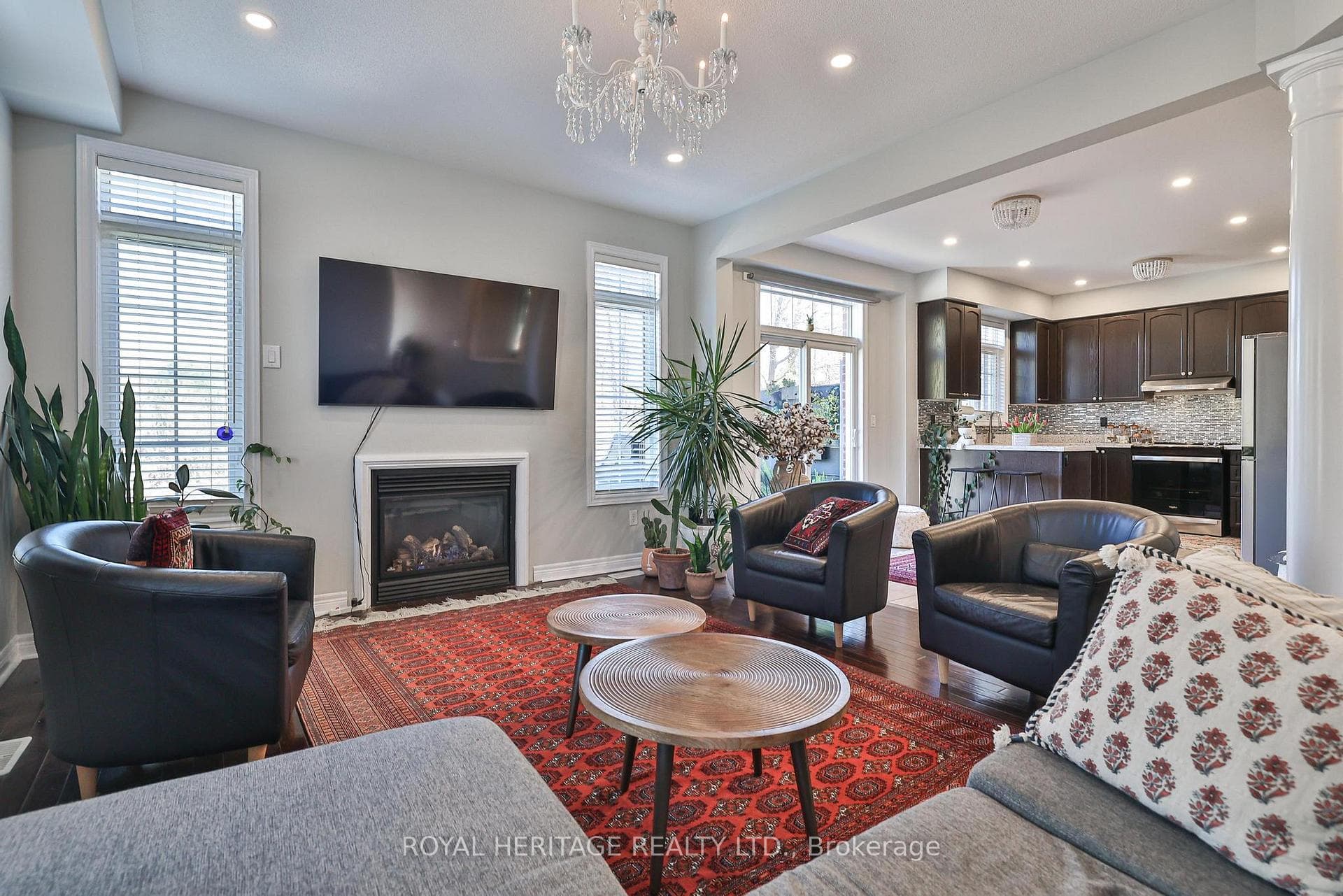 2493 Earl Grey Avenue photo 7