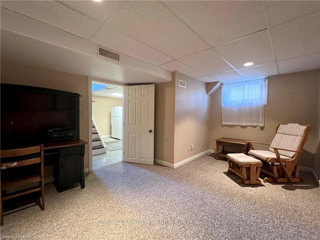 68 ALMOND Street photo 28