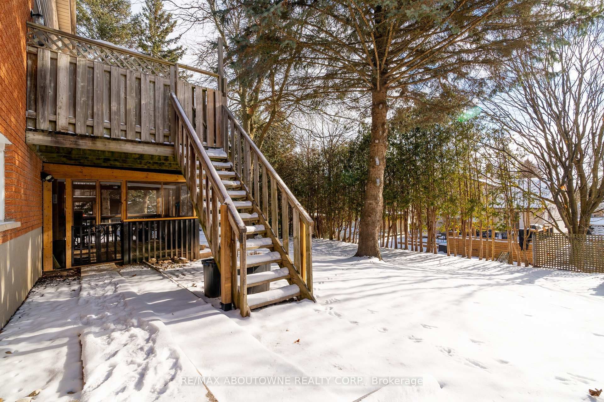 514 Kortright Road photo 27