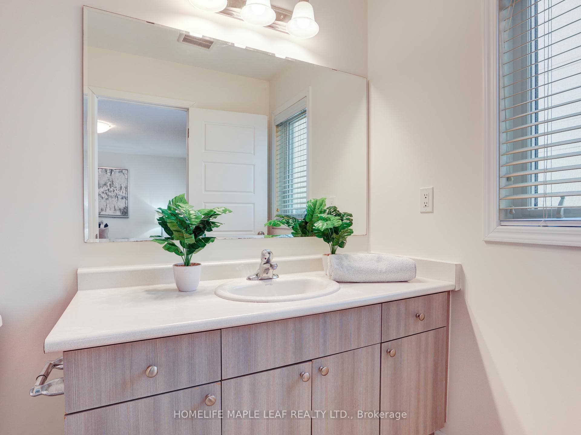 116 Watermill Street photo 37