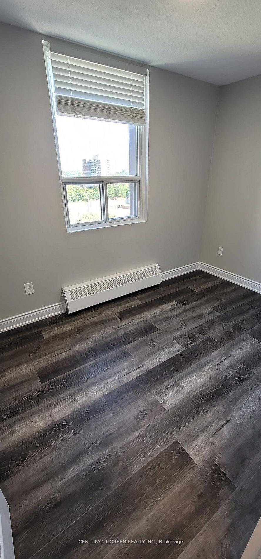 3065 Queen Frederica Drive Unit 902 photo 9