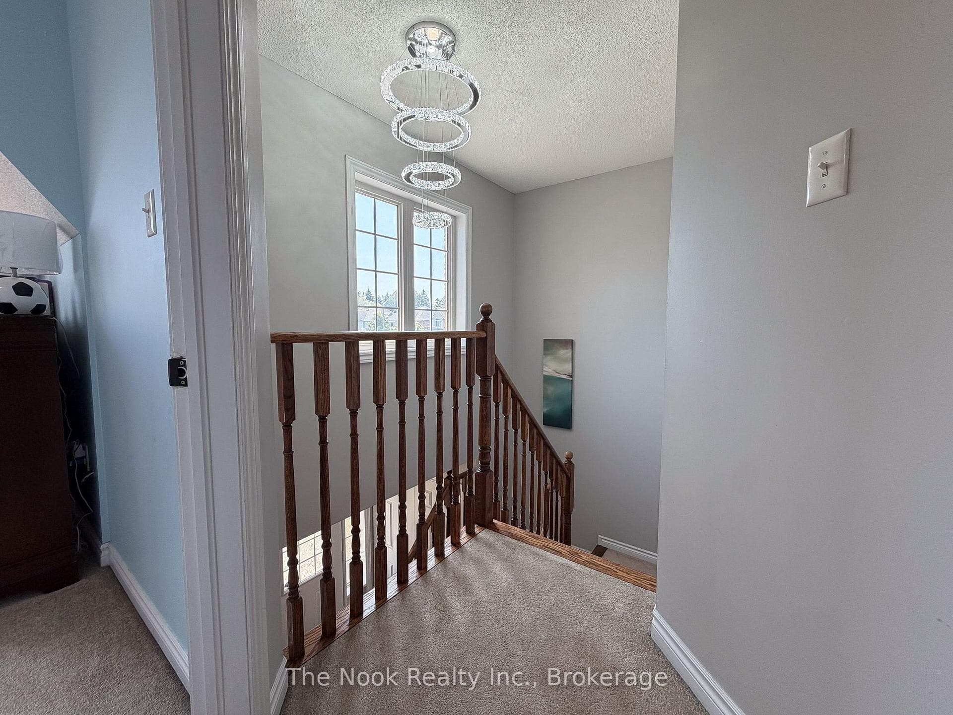 10 Broome Avenue photo 30