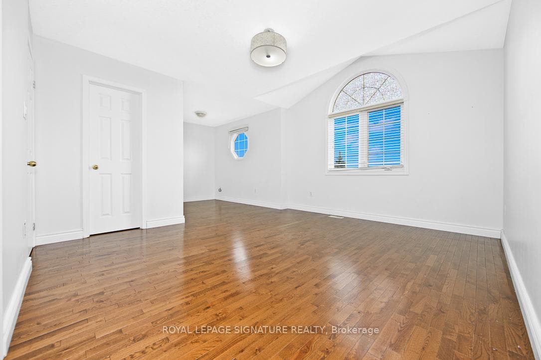 924 Windflower Place photo 23