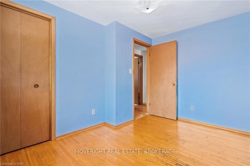 16 REXLEIGH Crescent photo 26