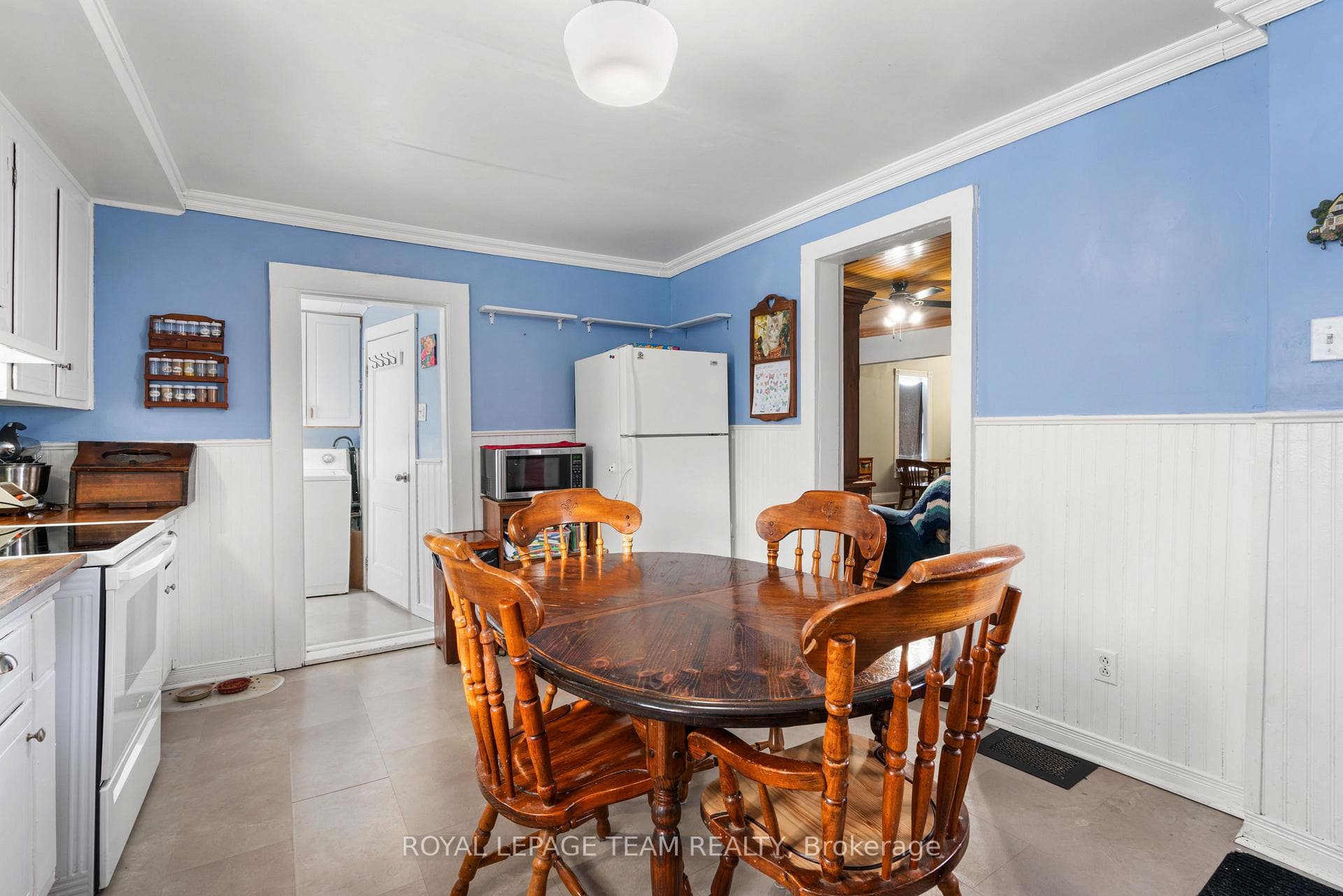 46 Joseph Street photo 8
