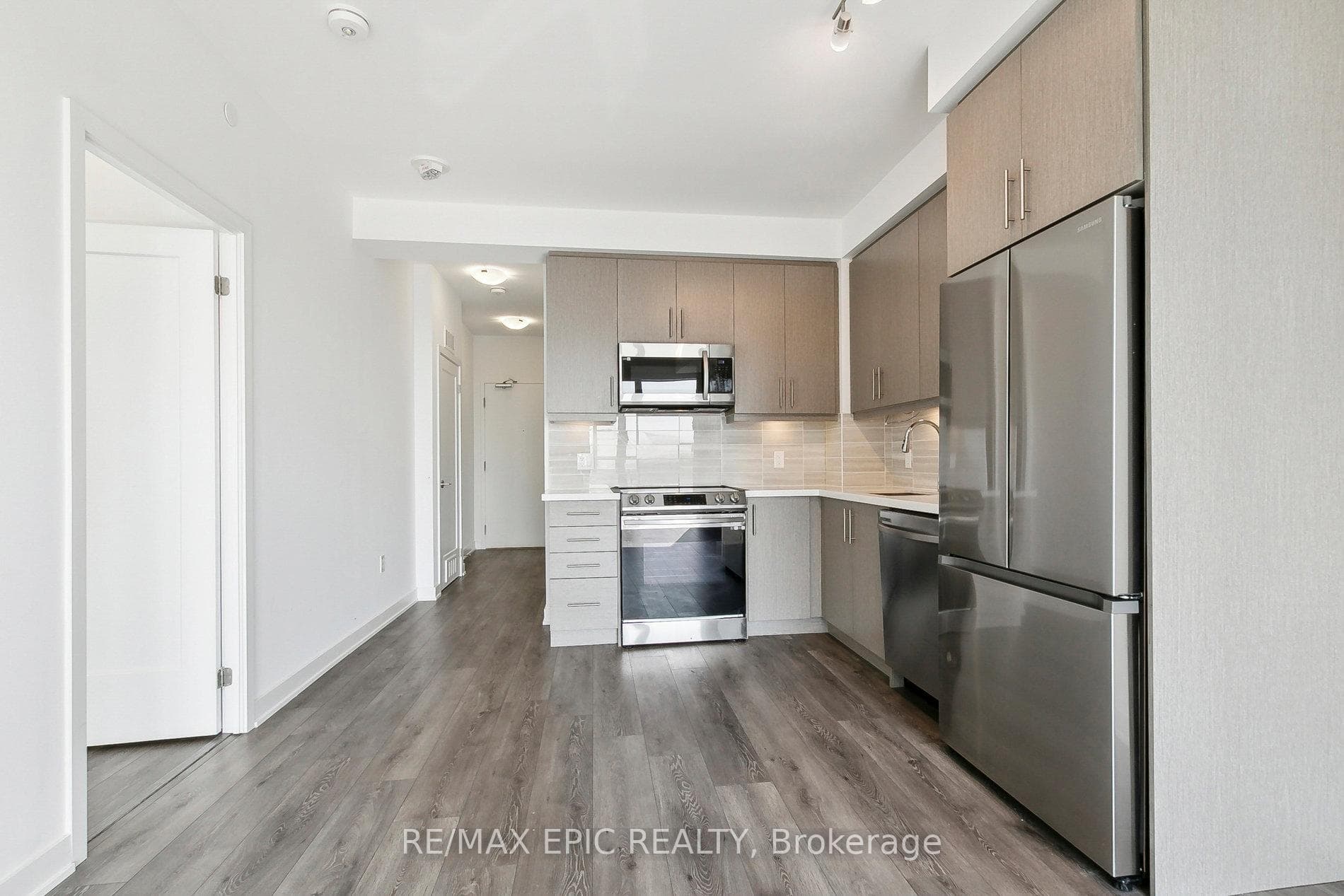 105 Oneida Crescent Unit 1609 photo 10