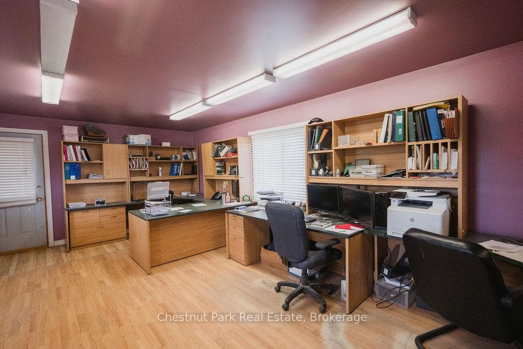 35 Niven Street photo 29