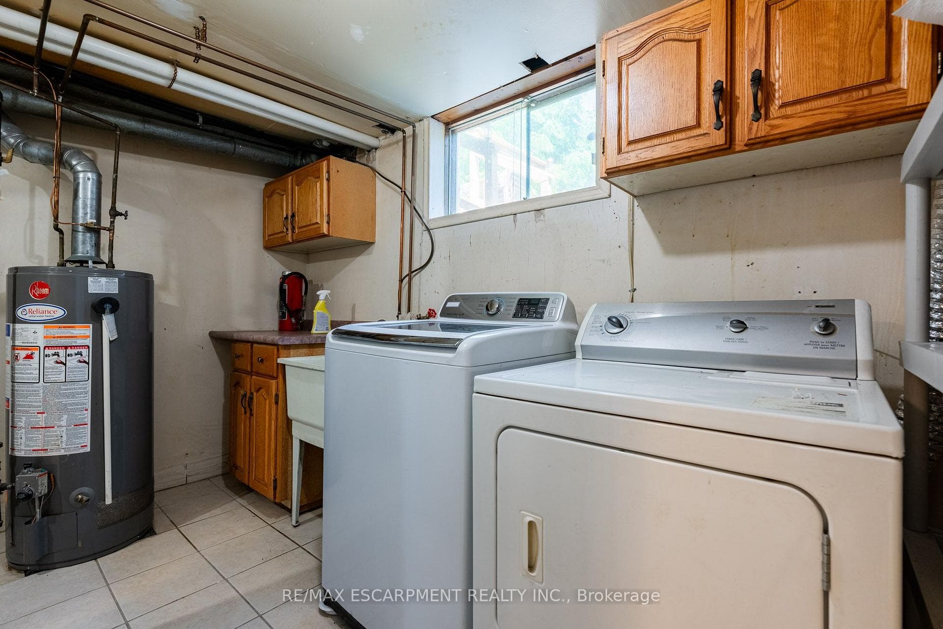 1315 Rosemary Crescent photo 22