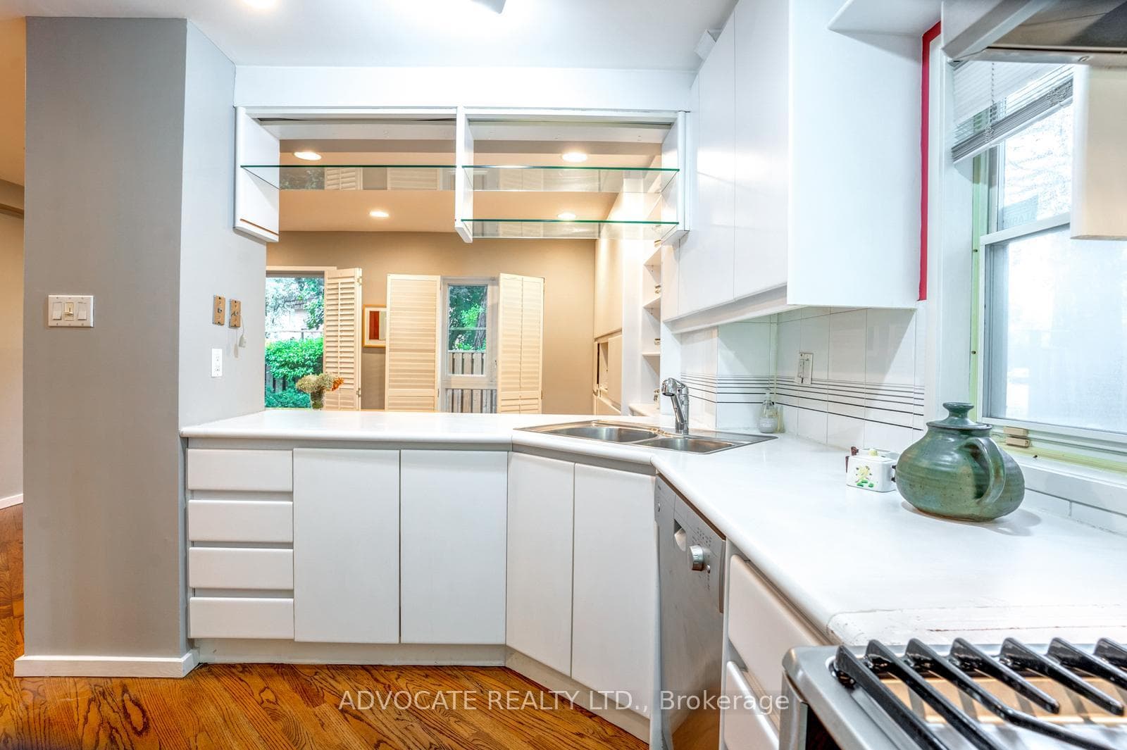 16 Rollscourt Drive photo 18