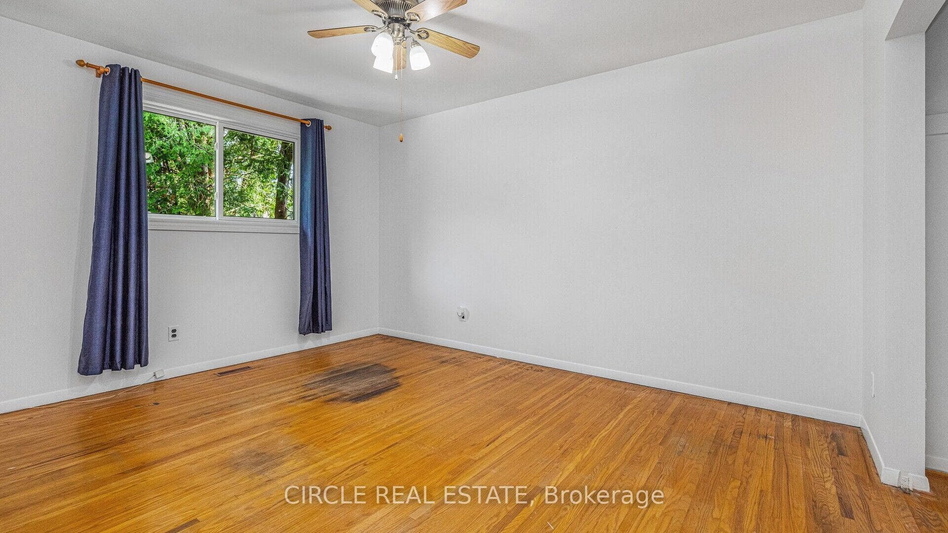 41 Danesbury Crescent photo 11