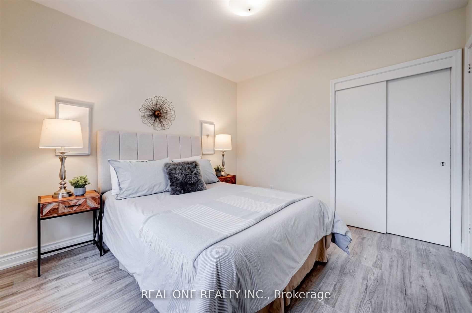 188 Acton Avenue photo 8