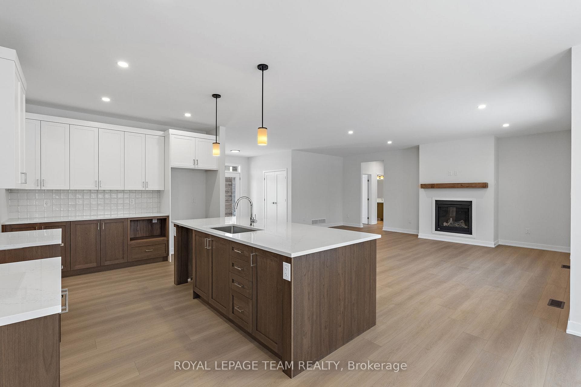 46 TENNANT Drive photo 14