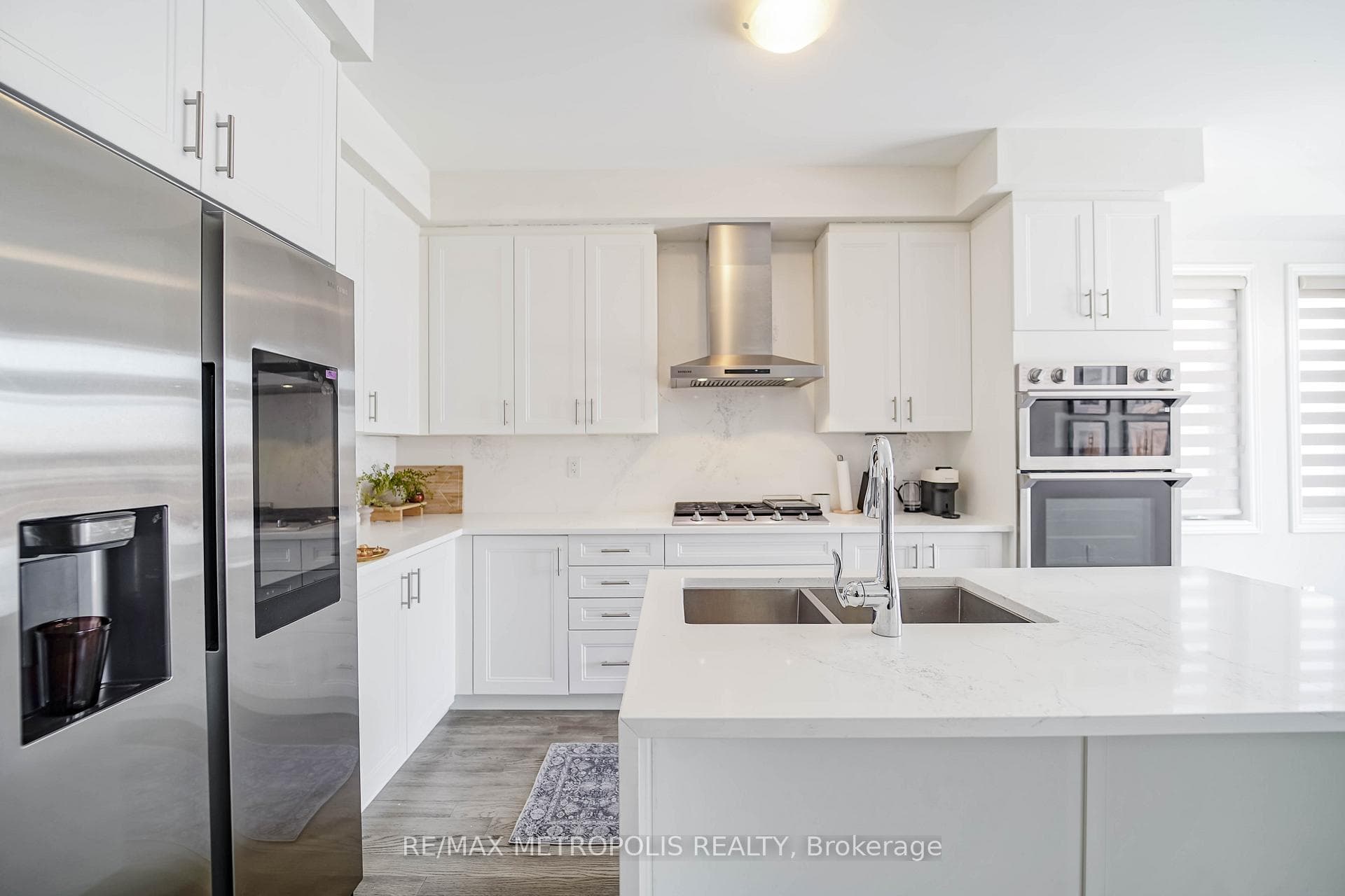 17 Hickling Lane photo 14
