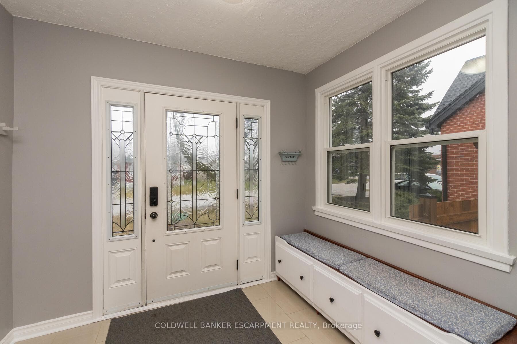 294 Arthur Street photo 4