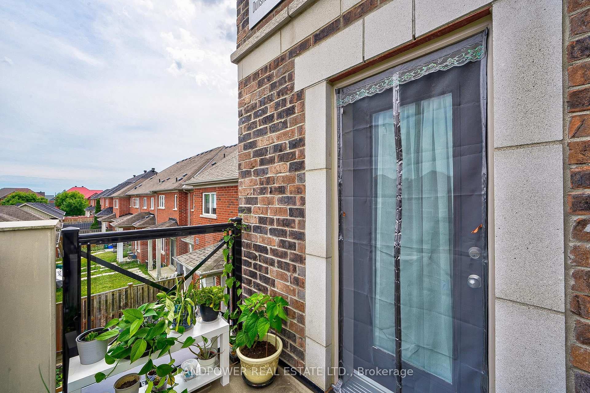 2 Dunsheath Way Unit 104 photo 16