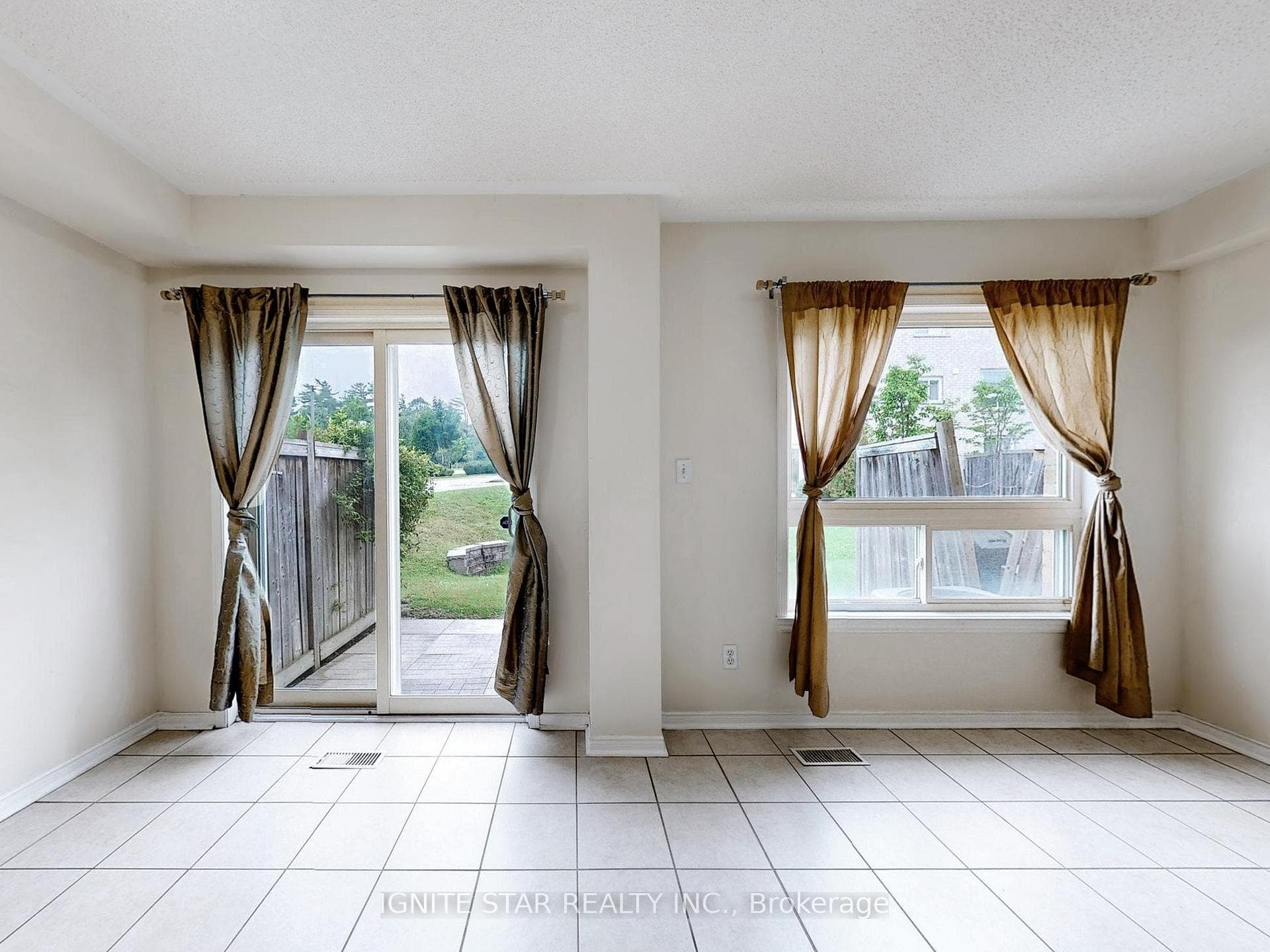 5260 Mcfarren Boulevard Unit 102 photo 8