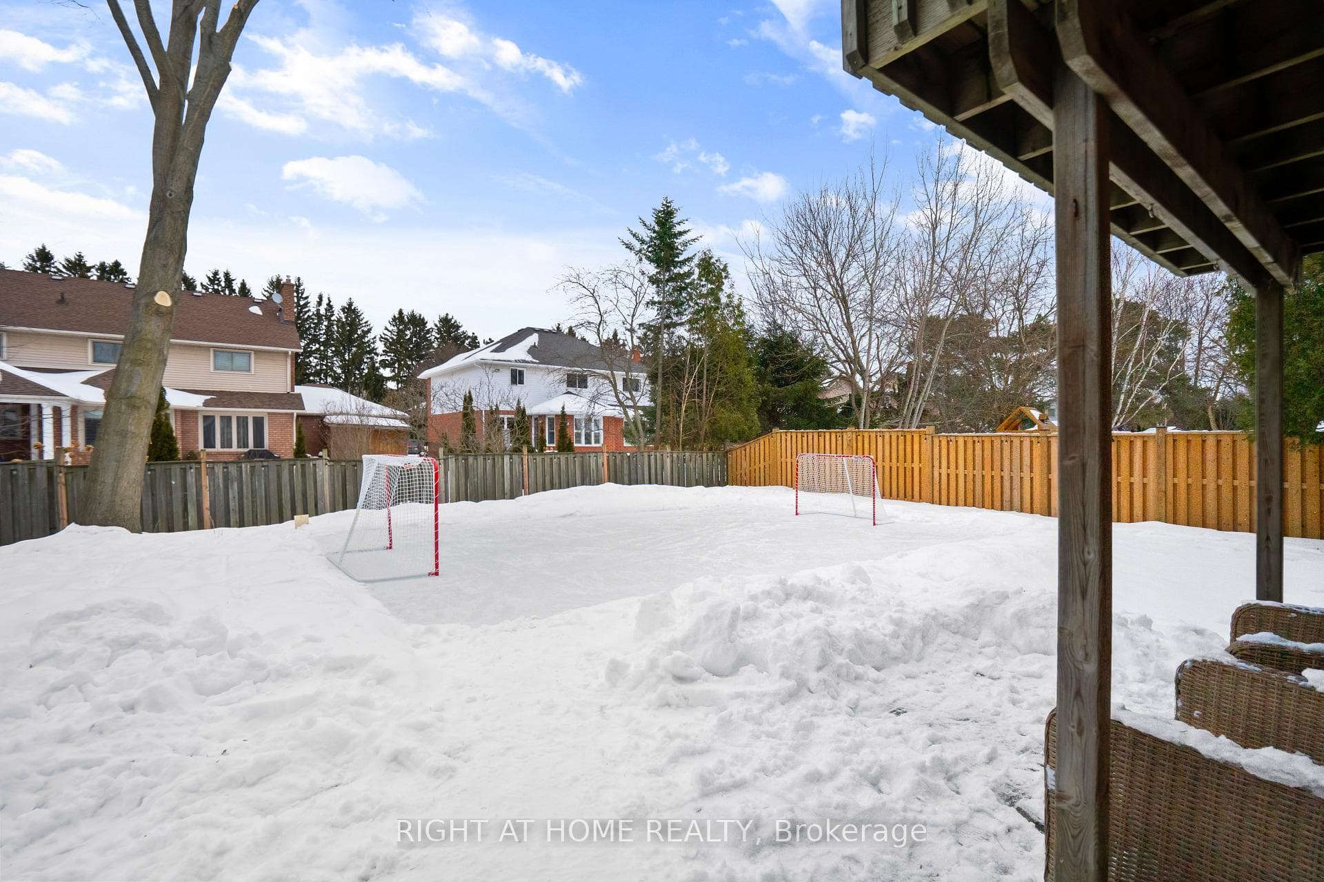 41 Amberly Boulevard photo 42
