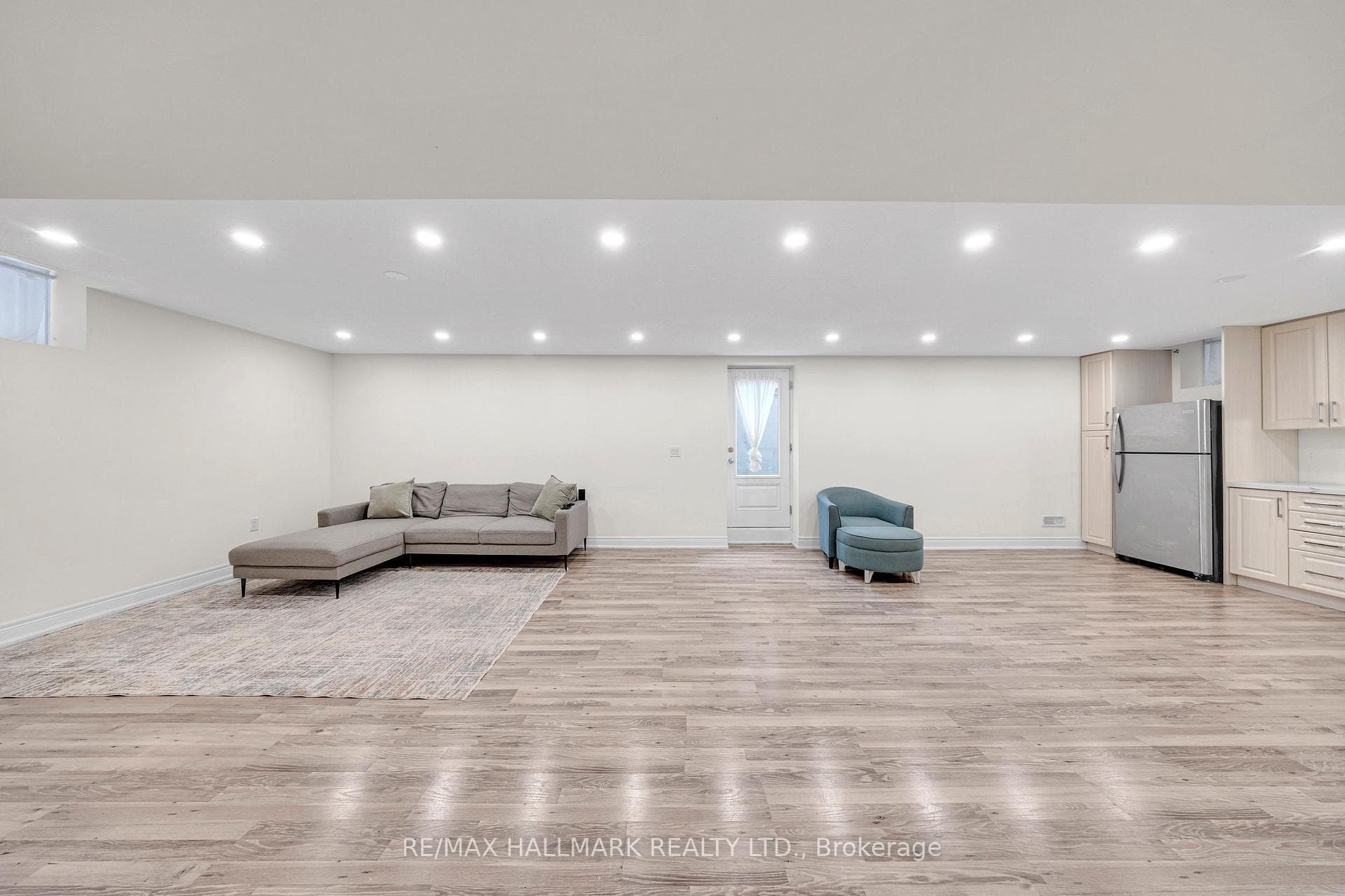 2642 Sapphire Drive Unit BSMT photo 4