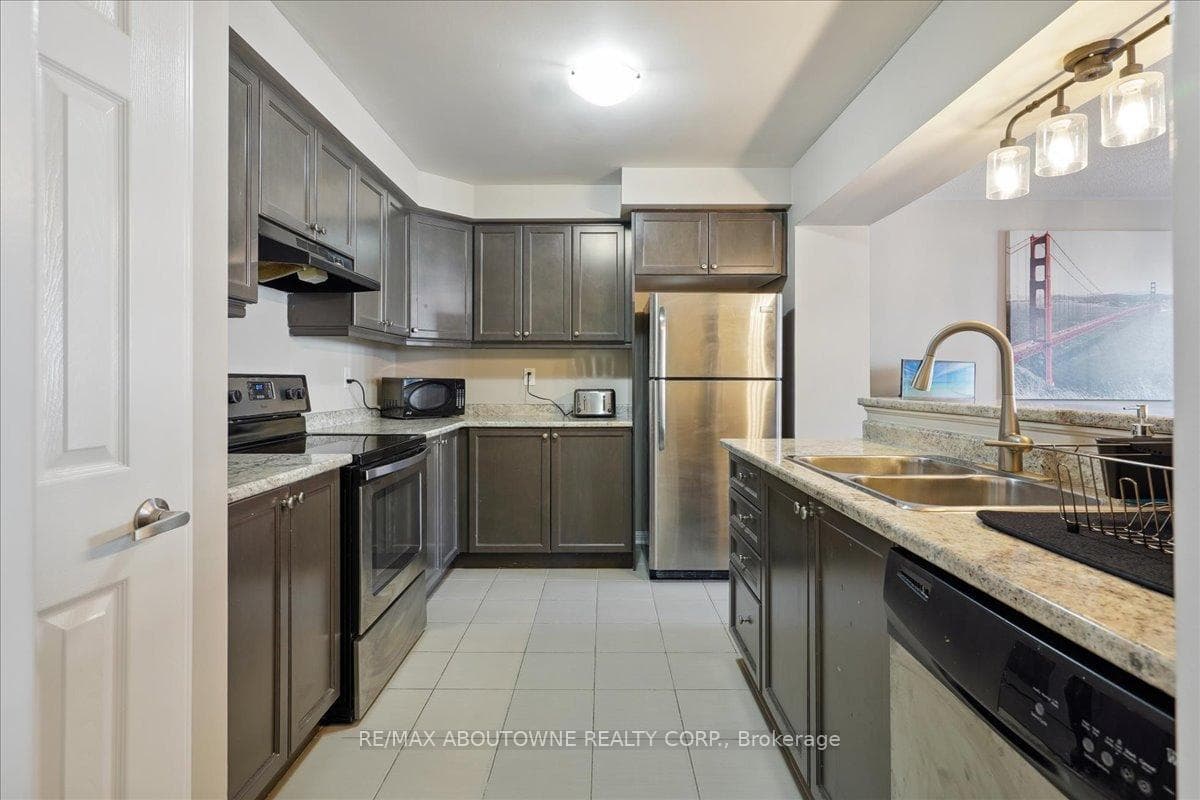 222 Septimus Heights photo 7