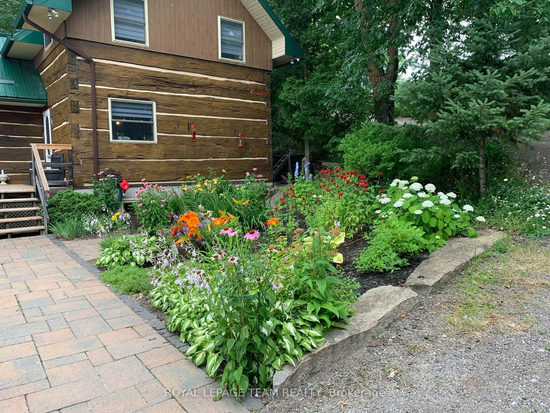 58 Hendry Lane photo 45